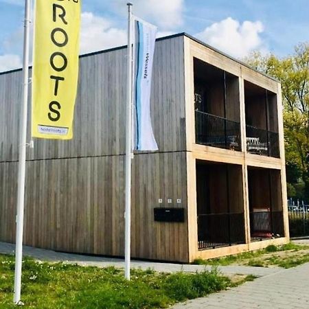 דירות טילבורג Roots Tiny House מראה חיצוני תמונה